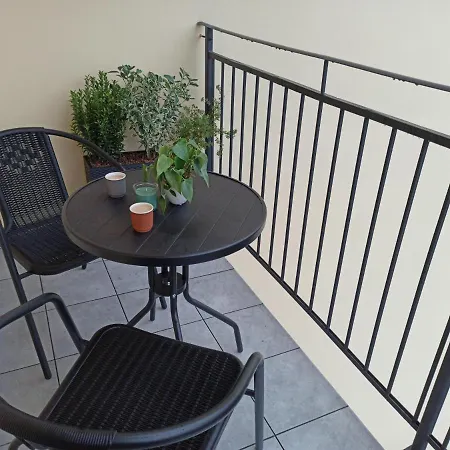 New Modern-style With Balcony In The 2 Praga