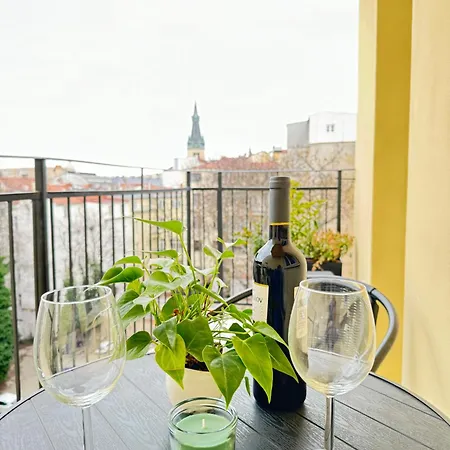 Apartament New Modern-style With Balcony In The 2 Praga