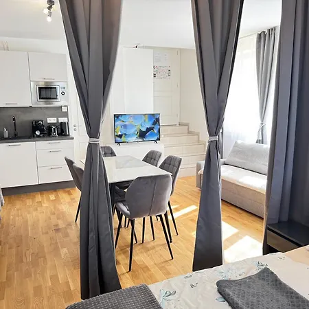 Appartement New Modern-style With Balcony In The 2 *